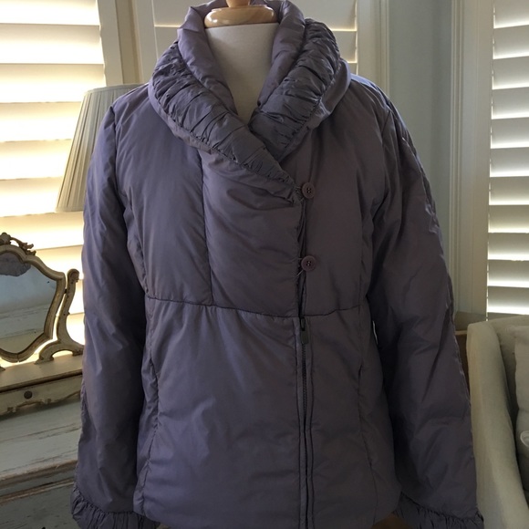 Sale! ARMANI COLLEZIONI Lavender Puffer Jacket M-L - Picture 1 of 8